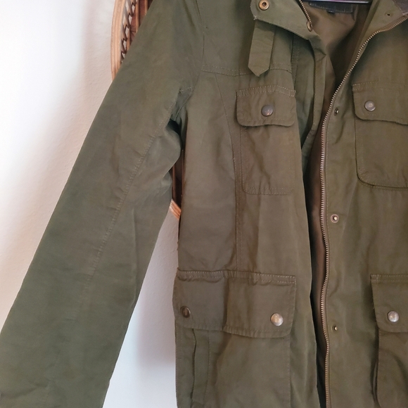 Dark Green/Olive GAP jacket - Picture 2 of 6